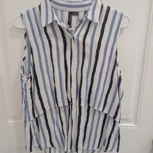 Casual Striped Sleeveless Blouse in Blue and White